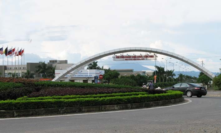 Cổng Chính Khu Công Nghiệp Bình Xuyên I