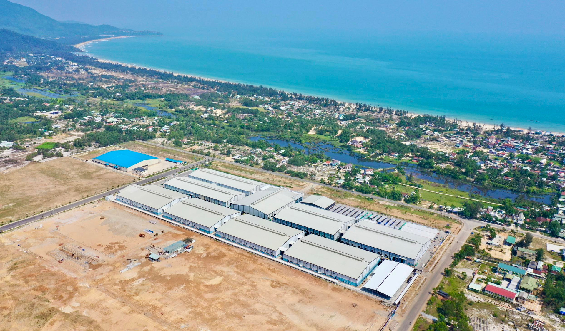 Kho Xưởng Khu Kinh Tế Chân Mây - Lăng Cô Kho Xưởng Khu Kinh Tế Chân Mây - Lăng Cô