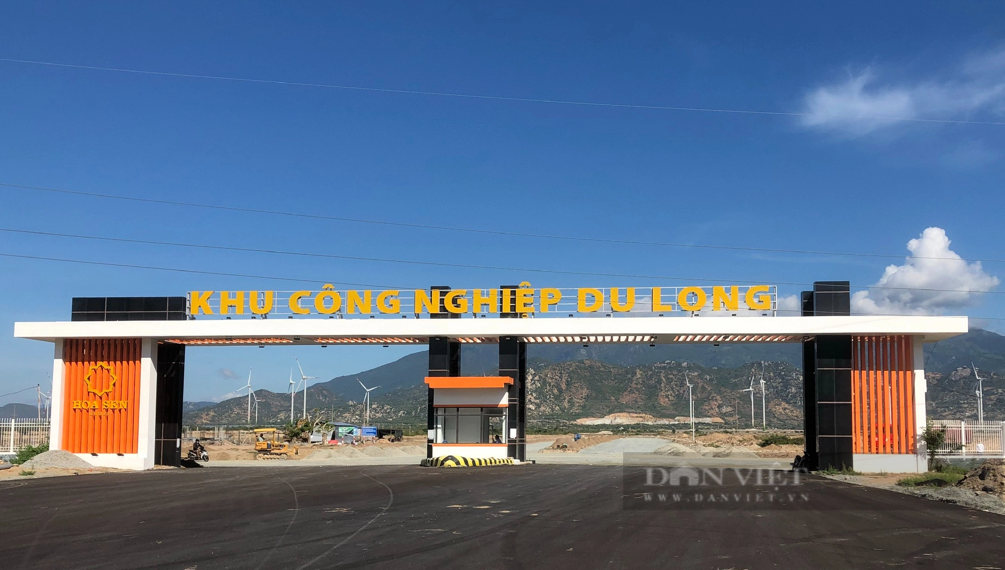 Cổng Chính Khu Công Nghiệp Du Long Cổng Chính Khu Công Nghiệp Du Long