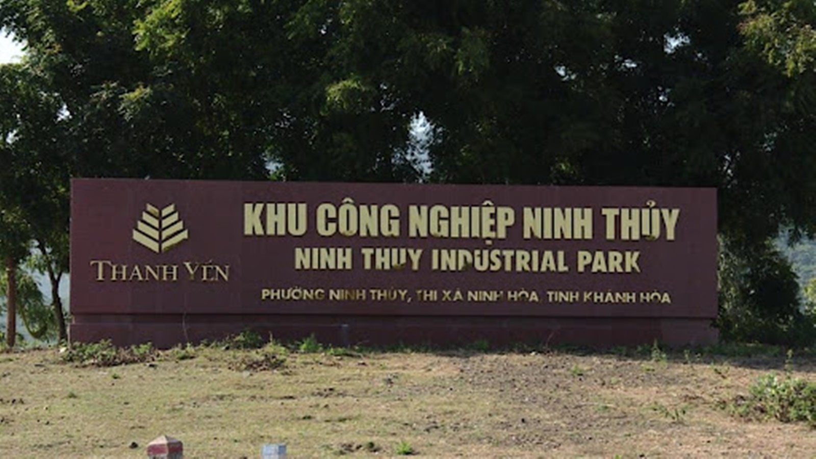 Cổng Chính Khu Công Nghiệp Ninh Thuỷ Cổng Chính Khu Công Nghiệp Ninh Thuỷ