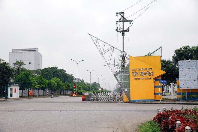 Cổng Chính Khu Công Nghiệp Tân Trường Cổng Chính Khu Công Nghiệp Tân Trường