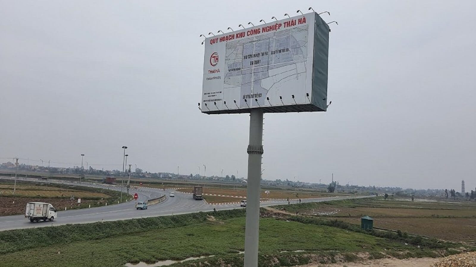 Cổng Chào Khu Công Nghiệp Thái Hà Cổng Chào Khu Công Nghiệp Thái Hà