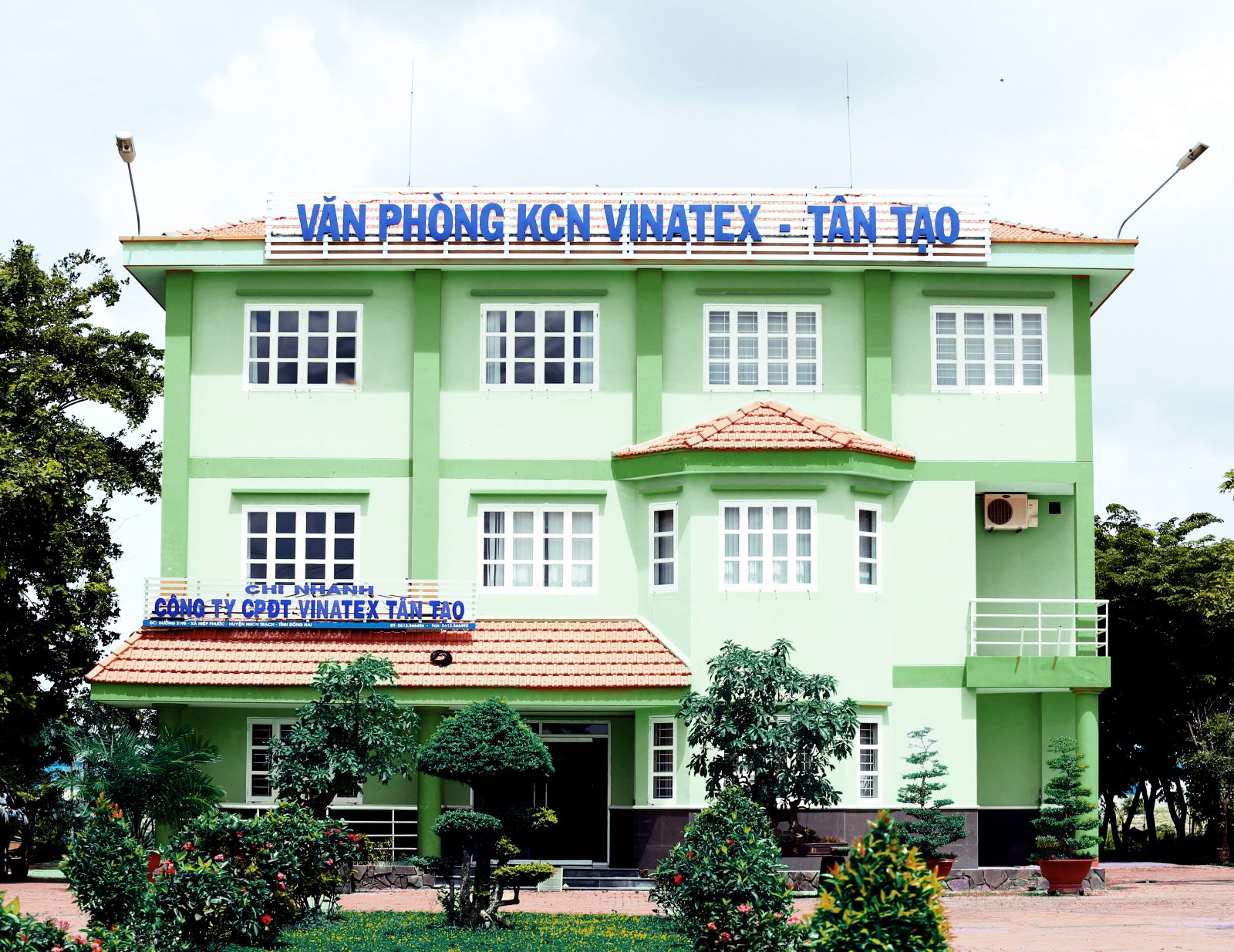 Nhà Điều Hành Khu Công Nghiệp Dệt May Nhơn Trạch Nhà Điều Hành Khu Công Nghiệp Dệt May Nhơn Trạch