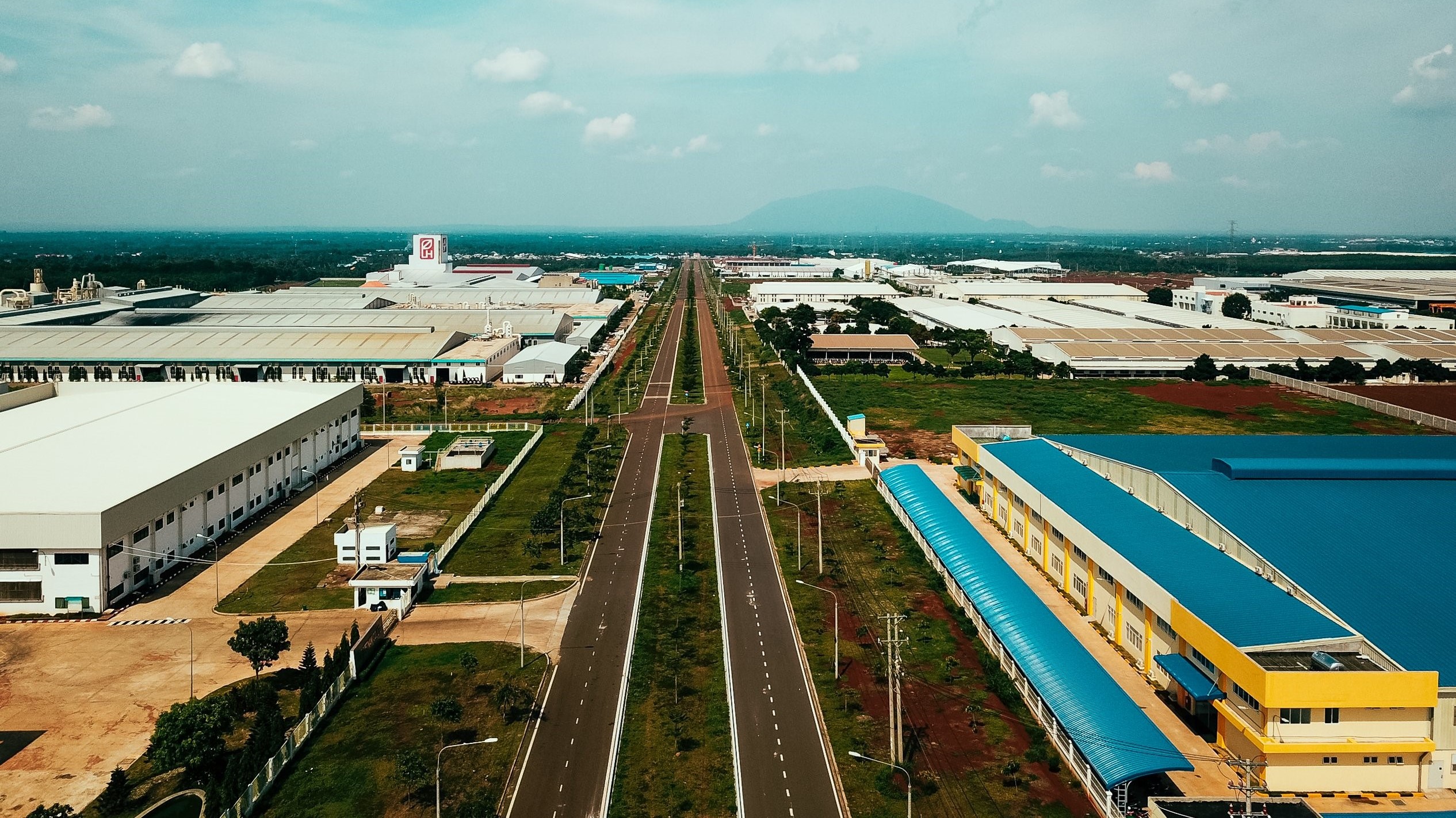 Kho Nhà Xưởng Khu Công Nghiệp Long Khánh Kho Nhà Xưởng Khu Công Nghiệp Long Khánh