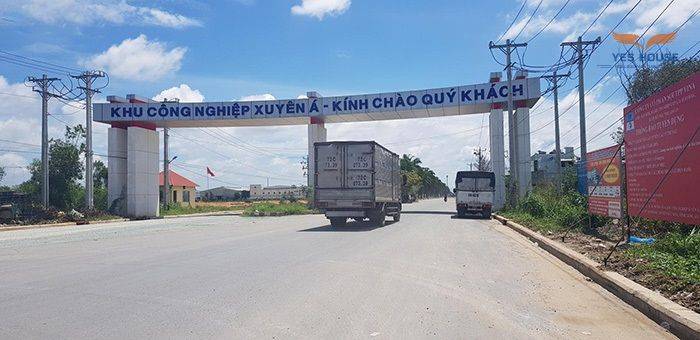 Cổng Khu Công Nghiệp Xuyên Á