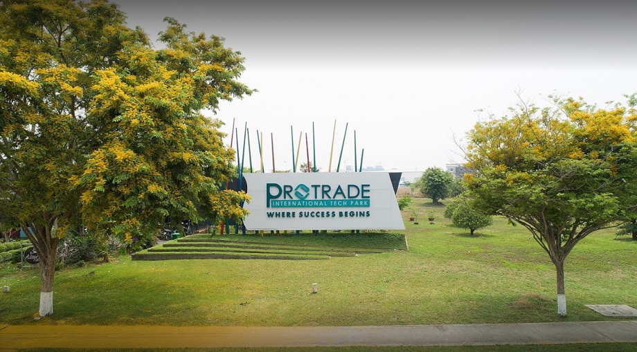 Cổng Chính Khu Công Nghiệp Quốc Tế Protrade Bình Dương